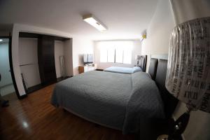 Postel nebo postele na pokoji v ubytování 1, Apartment for 4 People - with Invoice