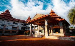 Foto da galeria de Chiangrai Grand Room Hotel em Chiang Rai