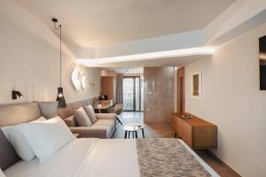 Posteľ alebo postele v izbe v ubytovaní BIO BEACH Boutique Hotel - Adults Only