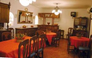 Restorāns vai citas vietas, kur ieturēt maltīti, naktsmītnē Casa Rural Morada Maragata