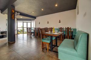 Posezení v ubytování Mountain Breeze Resort, Mahabaleshwar