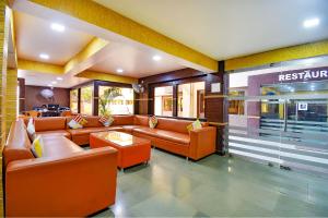 Posezení v ubytování FabHotel Ocean View Apartment - Nr Dabolim Airport + 37 fotografií