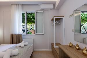 Posteľ alebo postele v izbe v ubytovaní Keano Villa, with Pool & BBQ, Ping Pong, Playground, By ThinkVilla