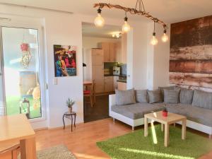 Kuchyň nebo kuchyňský kout v ubytování Apartment Panoramablick mit Infrarotkabine auf der großen Terrasse und traumhaften Ausblick + 5 fotografií