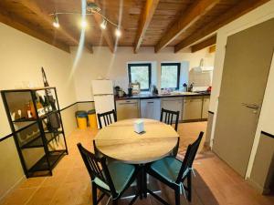 Η κουζίνα ή μικρή κουζίνα στο Maison au calme pour 5 personnes +14 φωτογραφίες