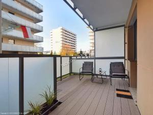 Balkón alebo terasa v ubytovaní Apartament Premium IV z Garażem