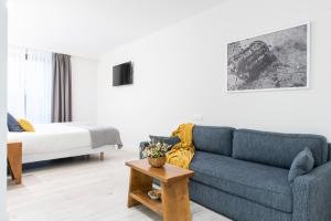 Gallery image of LIRESCA in Lires +53 photos