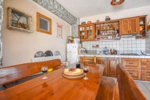 Küche/Küchenzeile in der Unterkunft Apartments Svarog