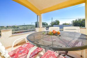 Ein Balkon oder eine Terrasse in der Unterkunft Apartments Svarog