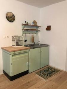 Fotografie z fotogalerie ubytování Juvanova hiša (all house) v destinaci Luče
