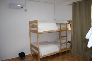 Postel nebo postele na pokoji v ubytování Me & You Hostel