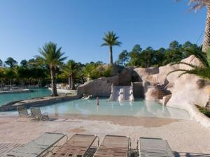 Afbeelding uit fotogalerij van The Wharf Condo with OASIS pool! in Orange Beach