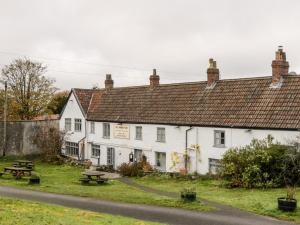 Gallery image of Stable Cottage in Winscombe