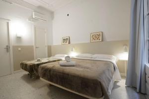 Gallery image of Hostal Hera in Barcelona