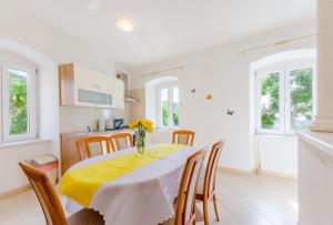 Η κουζίνα ή μικρή κουζίνα στο Apartment Magdalena +19 φωτογραφίες