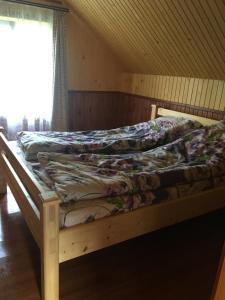 Postel nebo postele na pokoji v ubytování Шепіт лісу