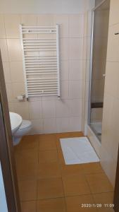 Kúpeľňa v ubytovaní Zawoja1560 Apartamenty przy Aptece