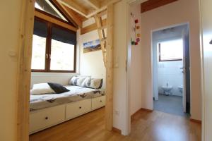 Posteľ alebo postele v izbe v ubytovaní KELCHALM Superior Apartment