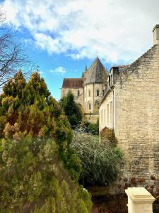 Foto da galeria de Capella YourHostHelper em Caen