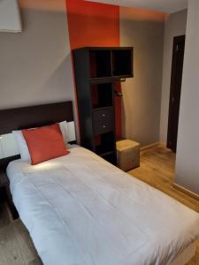 Gallery image of Skol l'Original in Luxembourg +61 photos