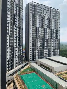 Πισίνα στο ή κοντά στο MEDINA's 5STAR CondoSTAY in Nilai