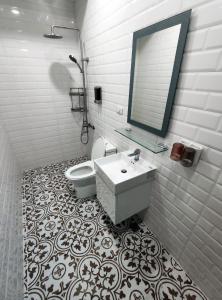 Bilik mandi di Lin's B&B +13 gambar