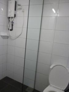 Koupelna v ubytování Ola Hostel