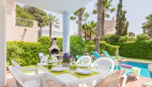Bazén v ubytování Villas Serena nebo v jeho okolí