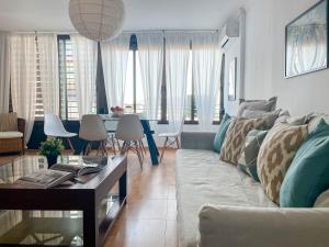 Posezení v ubytování Amplio apartamento en pleno corazón de Alicante