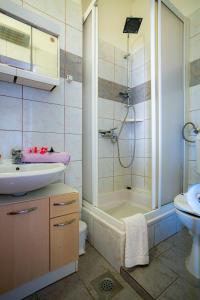 Kúpeľňa v ubytovaní Villa Brucker + 37 fotografií