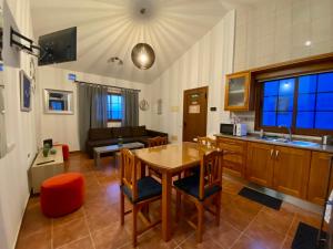 Kuchyň nebo kuchyňský kout v ubytování Casa El Descanso Azul A