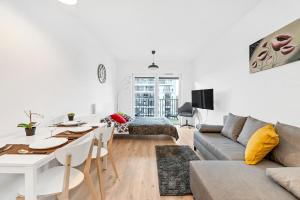 Χώρος καθιστικού στο Luxury in City -2-Bright-Secure&FreeParking