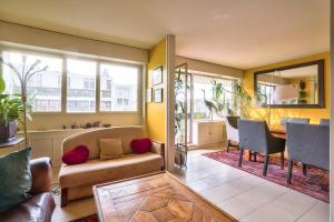 Gallery image of GuestReady - Colourful and Homelike Apt in the 11th arrond in Paris