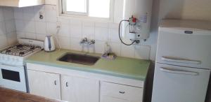 Dapur atau dapur kecil di Casa dos dormitorios en excelente ubicación +5 gambar