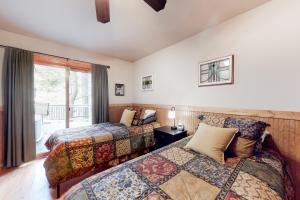 Ein Bett oder Betten in einem Zimmer der Unterkunft The River House