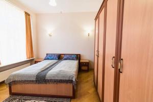 Posteľ alebo postele v izbe v ubytovaní Koncha-Zaspa Spa Hotel