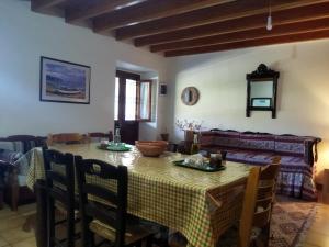 A seating area at Agroikia