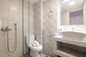 Vannituba majutusasutuses Hotel Varres