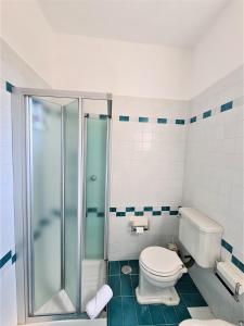 Ένα μπάνιο στο Villa Livia +21 φωτογραφίες