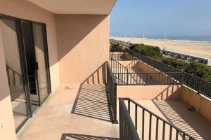 En balkong eller terrasse på Ocean Hideaway