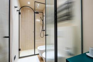 Un baño de Stylish and fancy flat close to Montenapoleone Brera by Easylife