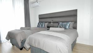 Afbeelding uit fotogalerij van Waterfall Luxury Apartment in Midrand