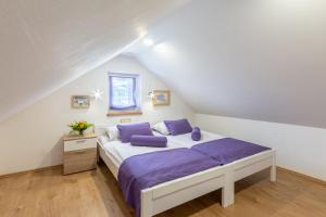 Posteľ alebo postele v izbe v ubytovaní Villa Blue Sky