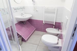 A bathroom at Buon Hotel Bologna Centro - Affittacamere - Self Check-In