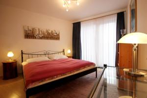 Ein Bett oder Betten in einem Zimmer der Unterkunft Haus Anna by Rujana