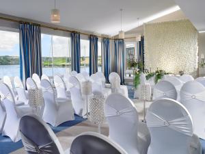 Khu vực ghế ngồi tại Trident Hotel Kinsale
