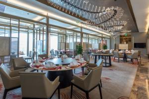 西安浐灞华邑酒店（国际会展中心店）餐厅或其他用餐的地方