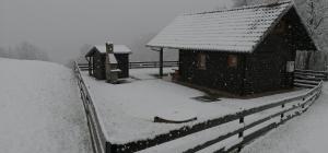 Robinzonski smještaj Green Peak im Winter