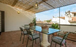 A balcony or terrace at Duomo Vigna Nuova by Halldis