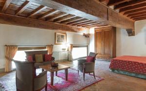 A bed or beds in a room at Duomo Vigna Nuova by Halldis